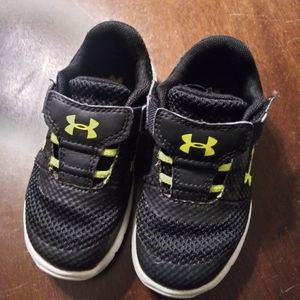 Under armour toddler tennies shoes size 7